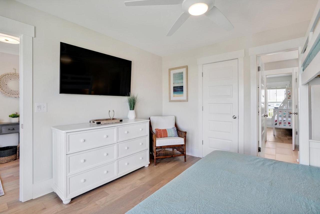 Villa Seas The Day Oak Island Exterior foto
