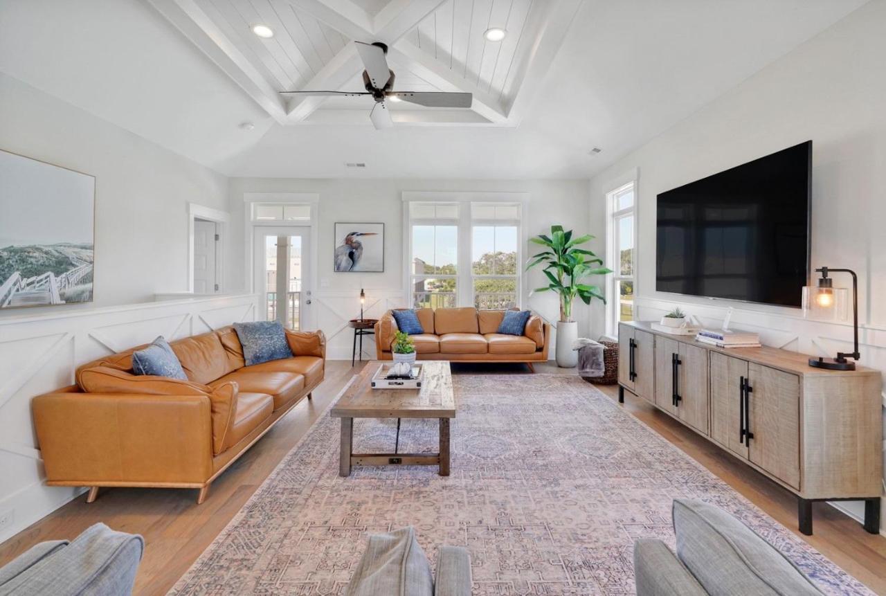 Villa Seas The Day Oak Island Exterior foto