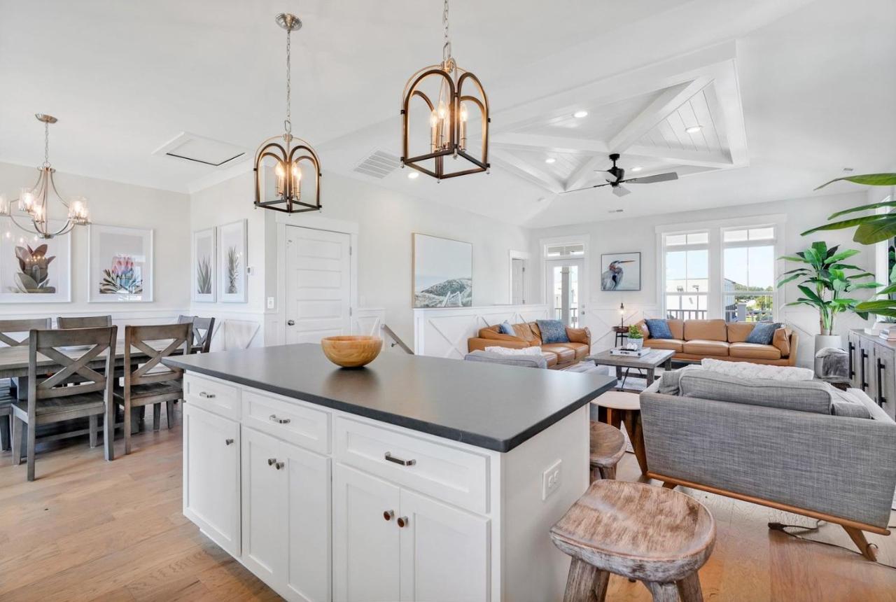 Villa Seas The Day Oak Island Exterior foto